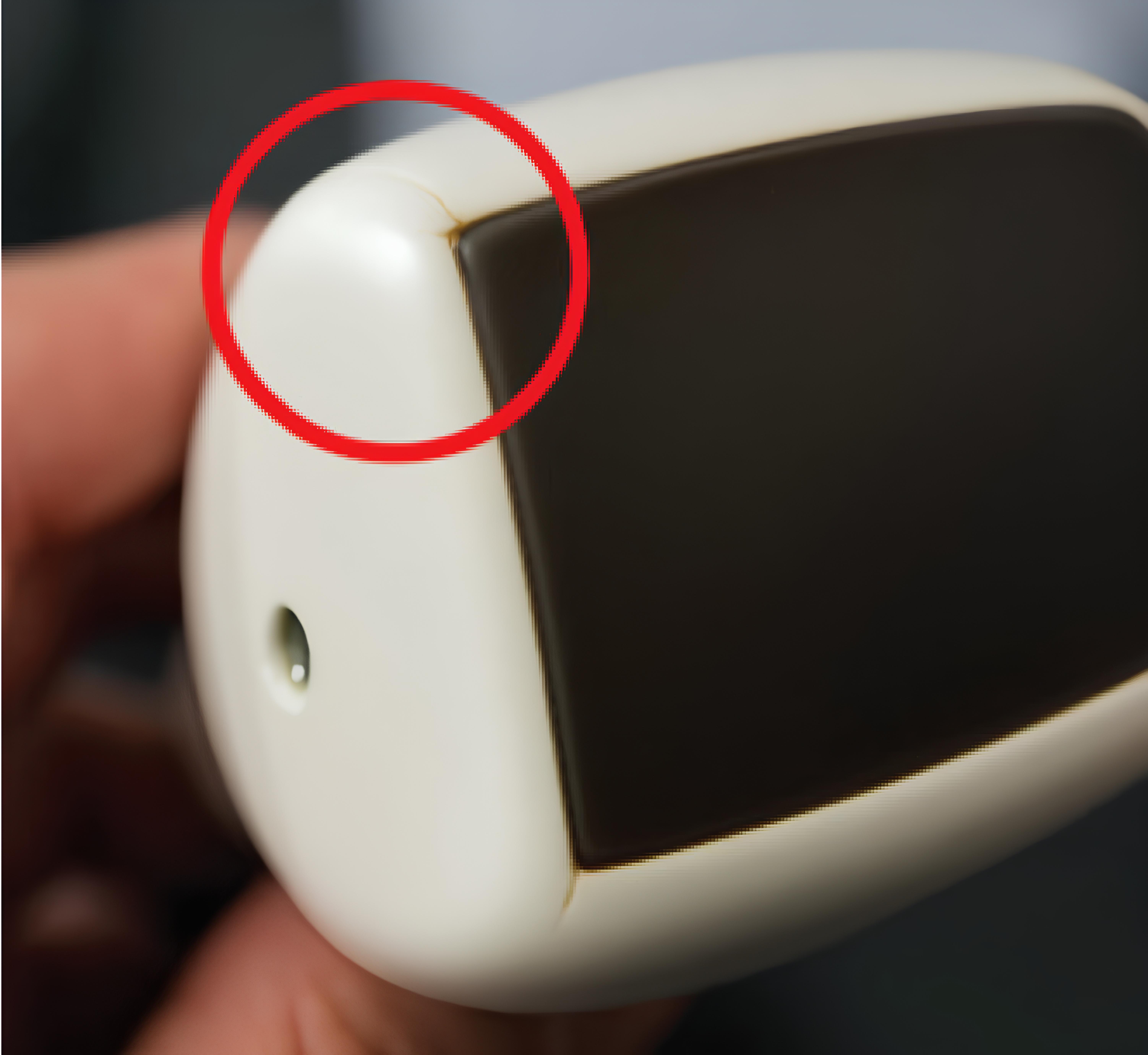 Crack in the housing